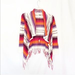 LIGHTWEIGHT CREAM STRIPED SWEATER